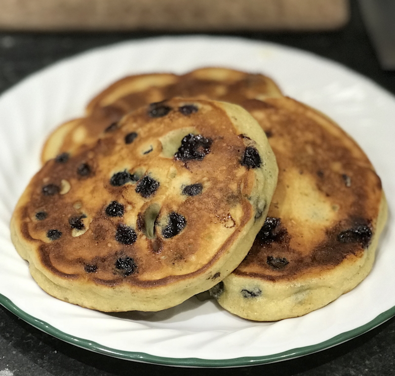 Passover Blueberry Pancakes | Flamingo Musings
